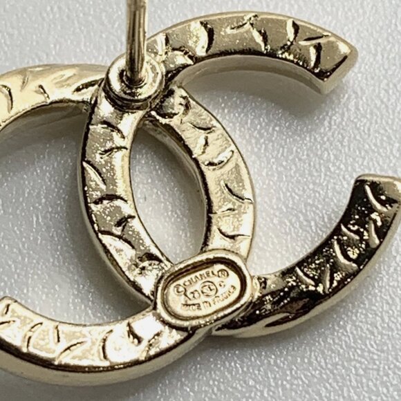 Authentic Chanel CC Large Earrings With Crystals Gold Hardware Brand New - Picture 7 of 9